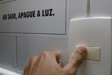 Nova tarifa social de energia elétrica passa a valer neste sábado