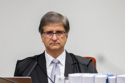 Lula assina recondução de Gonet como procurador-geral da República