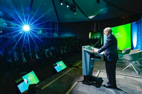 Lula chama conflito no Oriente Médio de “guerra da insensatez”