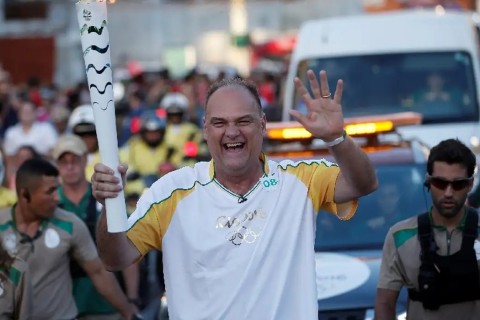 Flamengo aposenta camisa 14 de Oscar