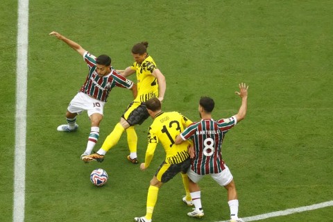 Flu domina Borussia, mas fica no 0 a 0 na estreia do Mundial de Clubes
