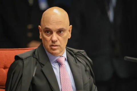 Moraes expede mandado de soltura que autoriza domiciliar a Bolsonaro
