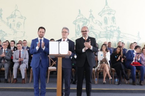 Governo do Estado entrega Medalha do Dia de Minas, em Mariana