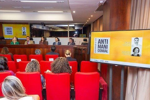 MPMG promove debate sobre saúde mental e fortalecimento da rede de cuidado em liberdade