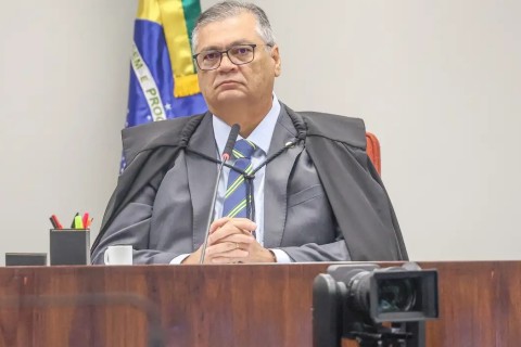 Dino derruba decisão de Mendonça e libera post sobre Nossa Senhora