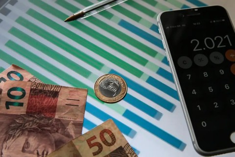 IPCA vai a 0,33% em dezembro e fecha 2025 em 4,26%, abaixo da meta