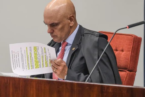 Moraes cobra ação do governo brasileiro para extradição de Zambelli