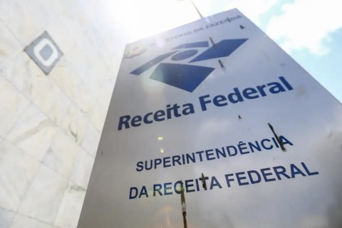 Receita nega taxação de transações financeiras a partir de R$ 5 mil