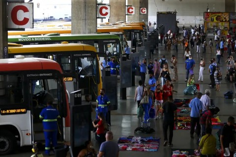Tarifa zero no transporte poderia ser novo Bolsa Família, diz estudo