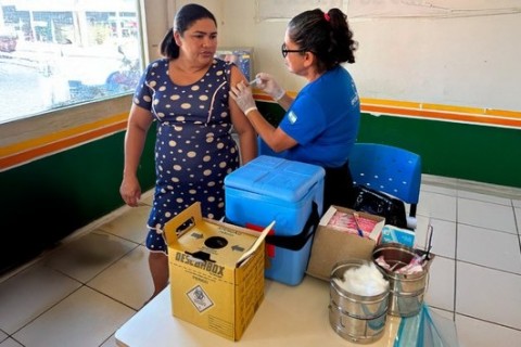 Ministério da Saúde intensifica vacinação em áreas de fronteira para conter avanço do sarampo no Brasil