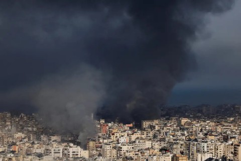 Líderes do Irã e EUA se reúnem no Paquistão em busca de acordo de paz