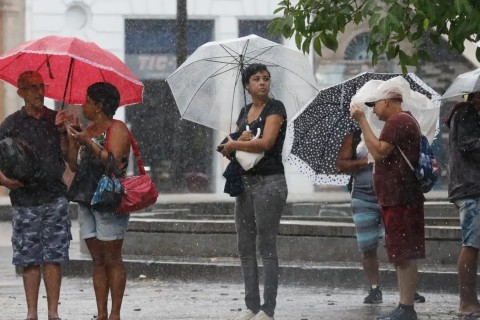 Inmet alerta para tempestades no Sudeste e Sul do país