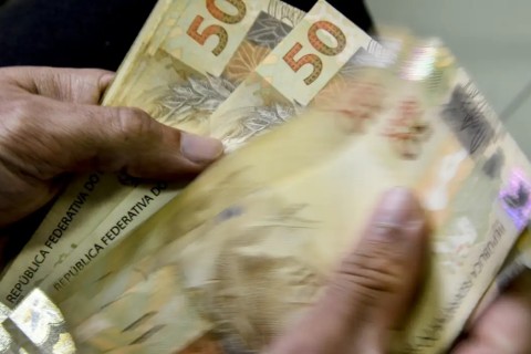 Mercado reduz previsão da inflação para 3,99% este ano