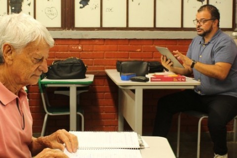 Estudantes da Educação de Jovens e Adultos podem se inscrever em cursos gratuitos de qualificação profissional