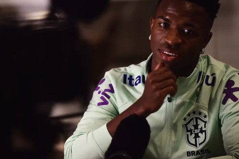 Ancelotti projeta "melhor versão" de Vinícius Júnior na Seleção
