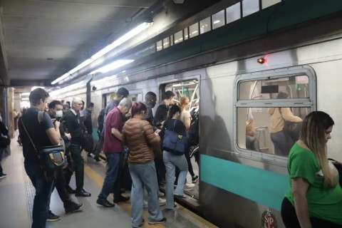 Termina a greve nas linhas de trens em São Paulo