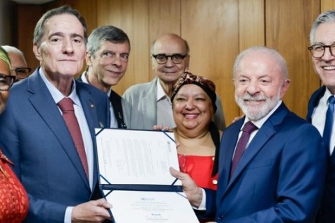 Brasil recebe certificação da OPAS/OMS e se consolida como o único país continental a eliminar a transmissão vertical do HIV