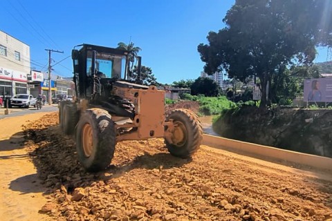 Prefeitura inicia preparação para recapeamento da Avenida Beira-Rio