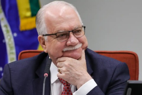 Caso Master: Fachin convoca ministros para tratar de menções a Toffoli