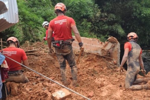 Corpo de Bombeiros Militar promove mais de 1,2 mil ações preventivas para o período chuvoso
