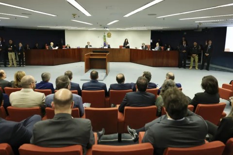 STF: julgamento pode condenar mais seis réus pela trama golpista