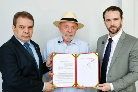 Lula assina decreto que prevê bloqueio de recursos de bets ilegais