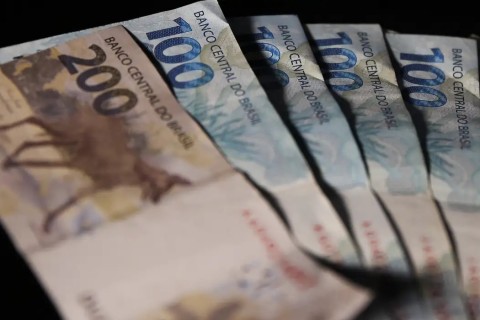 FGTS distribuirá quase R$ 13 bi do lucro de 2024