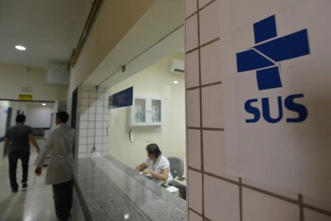 Justiça determina que SUS forneça remédio para tratar câncer raro