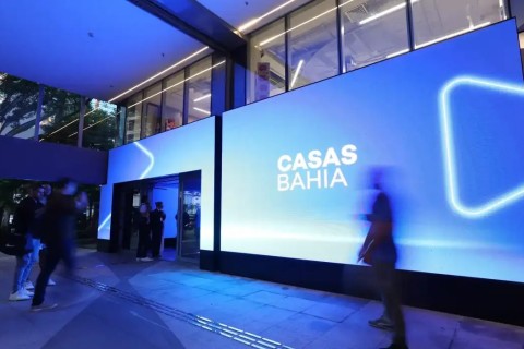 Justiça mantém suspensão de demissões em massa das Casas Bahia