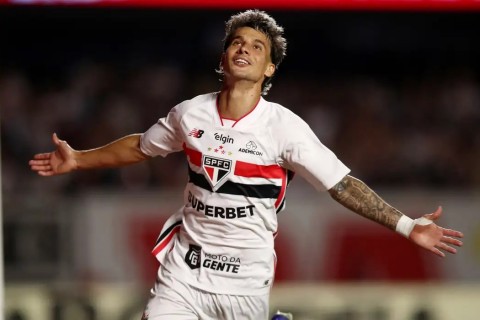 Brasileirão: Ferreira brilha e São Paulo aplica 4 a 1 no Cruzeiro