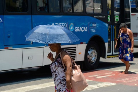 Calor pode aumentar risco de casos de AVC, alerta médico