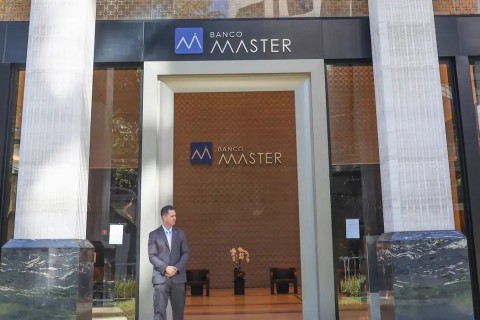 Justiça dos EUA reconhece liquidação do Banco Master e bloqueia ativos
