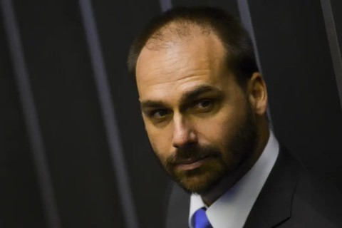 STF condena Eduardo Bolsonaro por difamar deputada Tábata Amaral