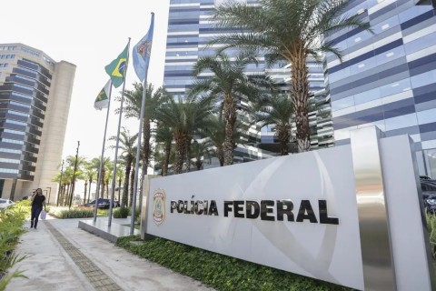 PF envia a Gilmar e Zanin íntegra de material do celular de Vorcaro
