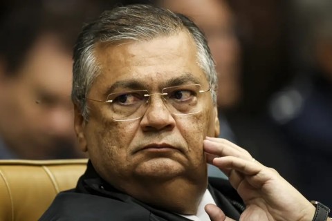 Dino diz que pagamento de novos penduricalhos está proibido