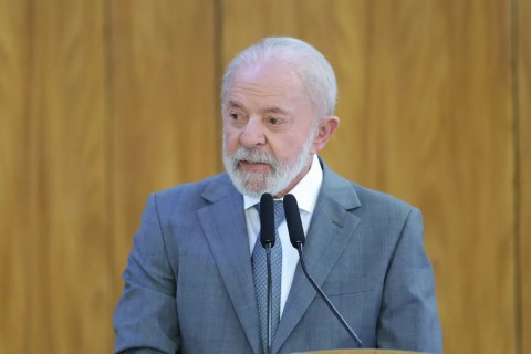 Lula: governo vai recorrer à OMC contra tarifas dos Estados Unidos