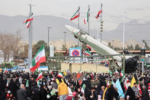 O Irã afirma que potenciais acordos nos setores de energia, mineração e aviação estão em discussão nas negociações com os EUA.