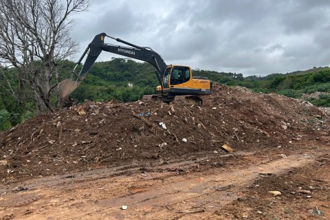 Prefeitura retira cerca de 70 caminhões de entulho do Horto Florestal e inicia desmobilização do bota-fora