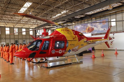 Helicóptero entregue ao Corpo de Bombeiros, adquirido com recursos do MPMG, amplia resposta para salvamento de vítimas no estado