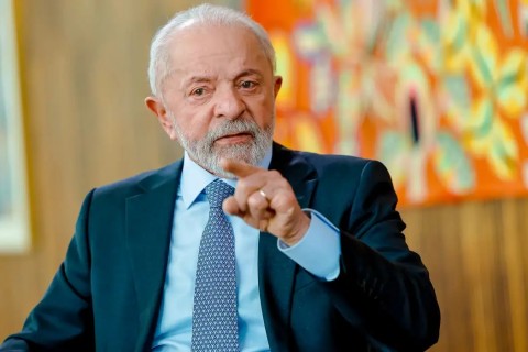 Brasil não aceitará nada que lhe seja imposto, diz Lula à TV americana
