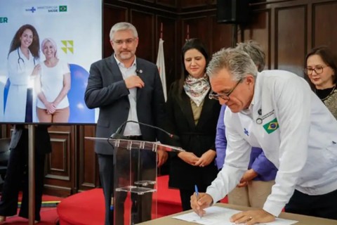 Saúde inicia oferta de novos medicamentos oncológicos no SUS